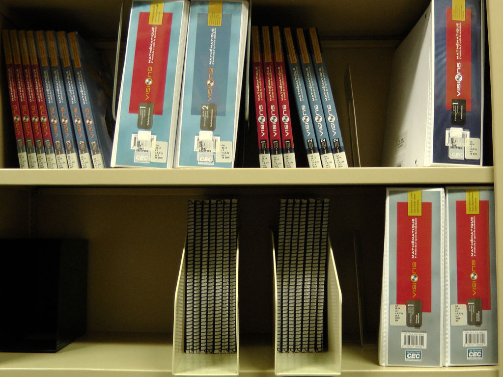 Manuels de l'étagère 7, tablettes 3 et 4