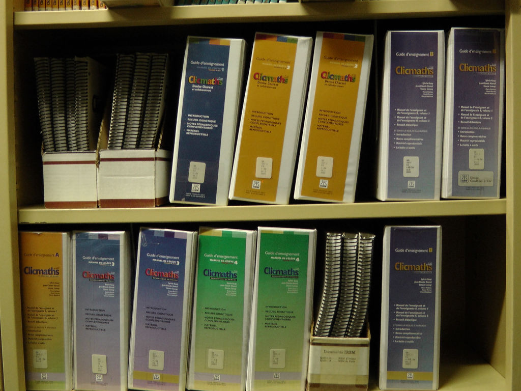 Manuels de l'étagère 9, 5e et 6e tablette